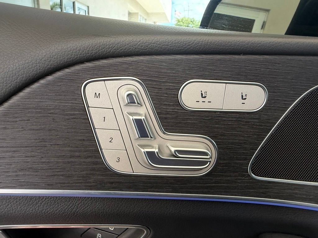 Used 2025 Mercedes-Benz GLE 350 4MATIC image 41