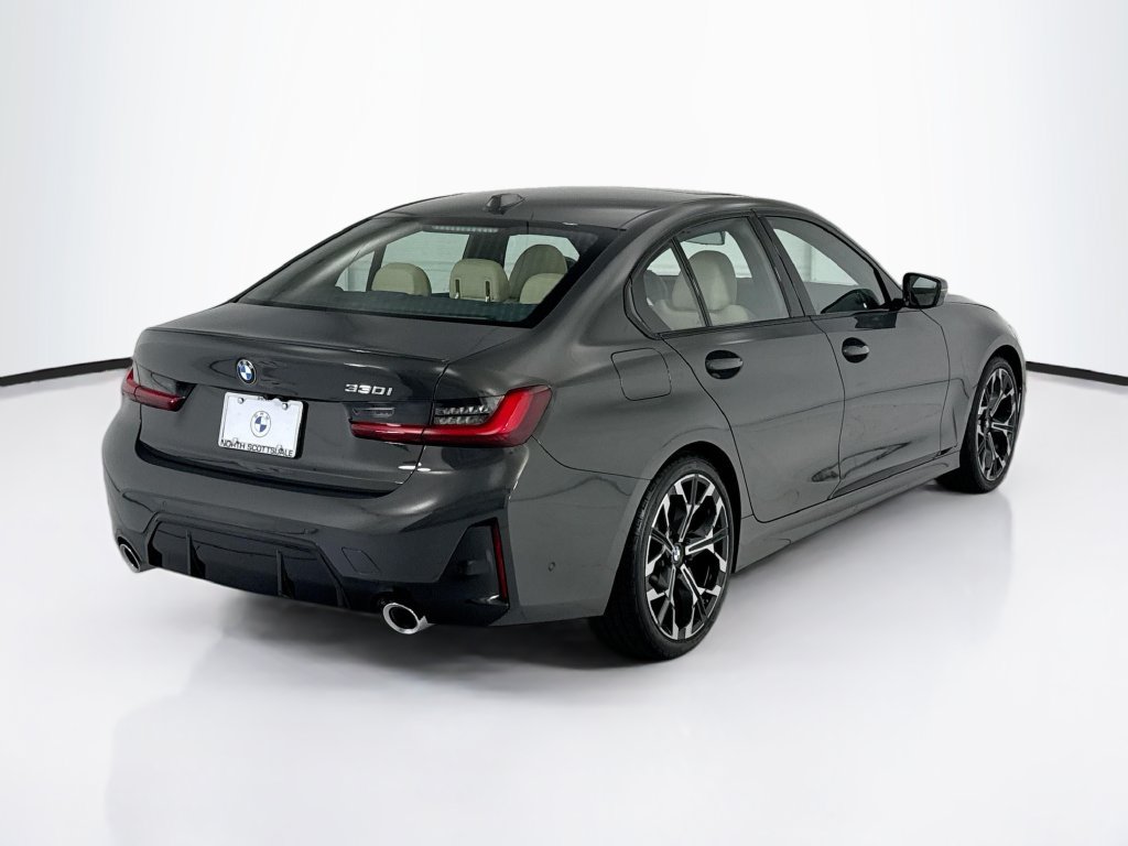Certified 2026 BMW 330i Sedan w/ M Sport Package RWD image 5