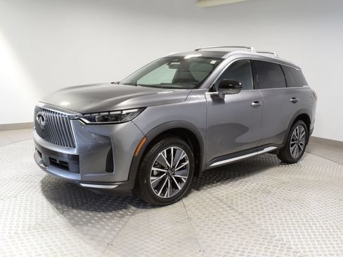 Certified 2026 INFINITI QX60 Luxe w/ Family Package AWD/4WD image 10