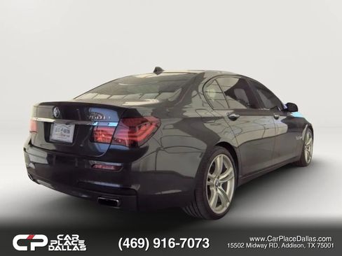 Used 2015 BMW 750Li RWD image 3