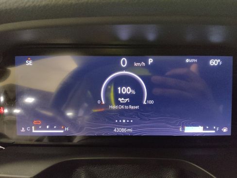 Used 2021 Jeep Grand Cherokee L Laredo w/ Luxury Tech Group I image 23