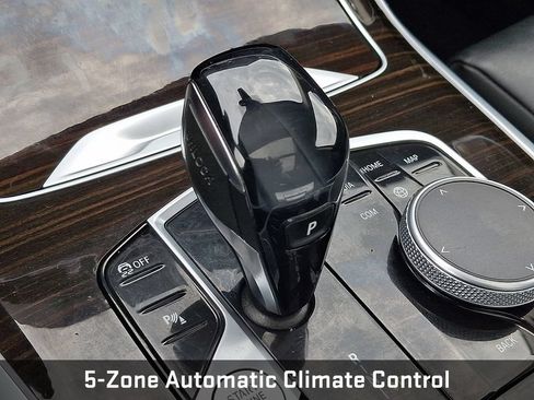 Used 2021 BMW X7 xDrive40i w/ Premium Package AWD/4WD image 21