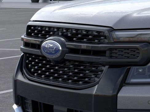 New 2025 Ford Ranger Lariat w/ FX4 Off-Road Package image 17