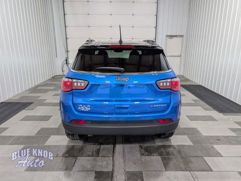 Used 2025 Jeep Compass Limited AWD/4WD image 3