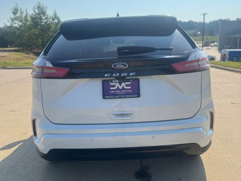 New 2024 Ford Edge ST-Line AWD/4WD image 37
