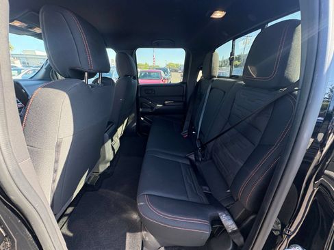Used 2026 Nissan Frontier PRO-4X AWD/4WD image 21