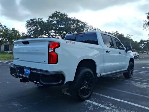 Used 2025 Chevrolet Silverado 1500 LT Trail Boss w/ LT Trail Boss Premium Package AWD/4WD image 6