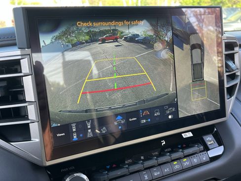 New 2026 Toyota Tundra Limited AWD/4WD image 15