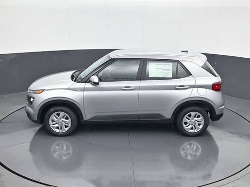 New 2026 Hyundai Venue SE FWD image 20