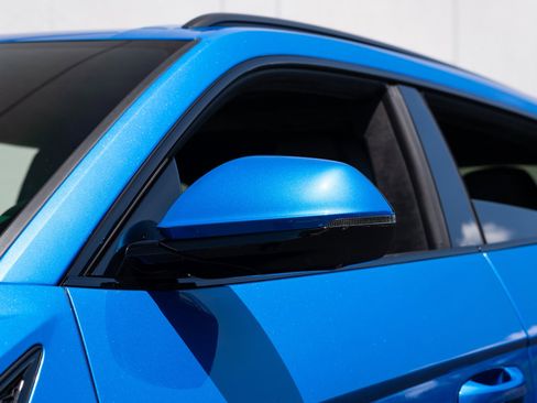 Used 2019 Lamborghini Urus AWD/4WD image 26
