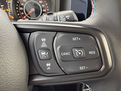 New 2026 Jeep Wrangler Unlimited Sport w/ Dual Top Group AWD/4WD image 22