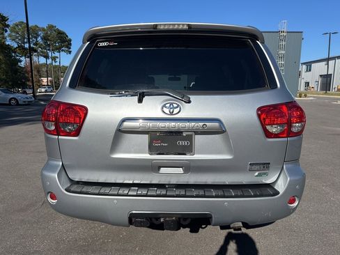 Used 2016 Toyota Sequoia Platinum image 6