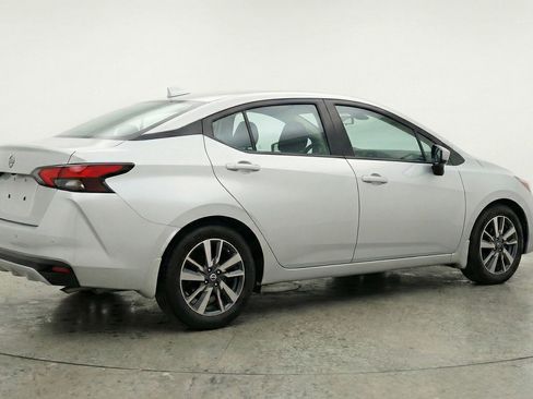 Used 2025 Nissan Versa SV FWD image 7