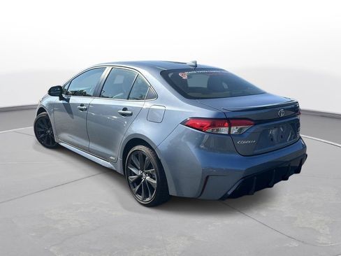 Certified 2026 Toyota Corolla SE w/ SE Premium Package AWD/4WD image 8
