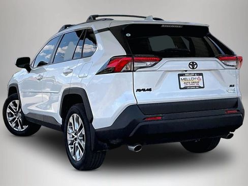 Used 2025 Toyota RAV4 XLE Premium FWD image 4