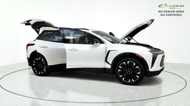 Used 2024 Chevrolet Blazer EV RS RWD image 21