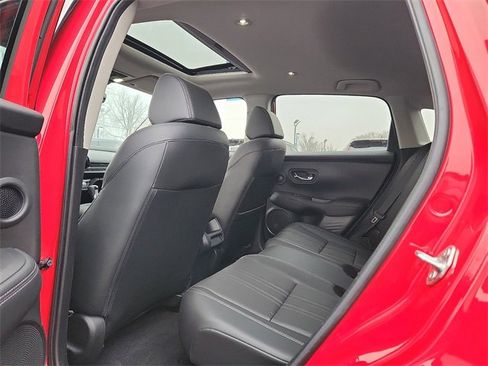 Used 2023 Honda HR-V EX-L image 10