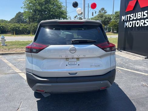 Used 2023 Nissan Rogue SV AWD/4WD image 4