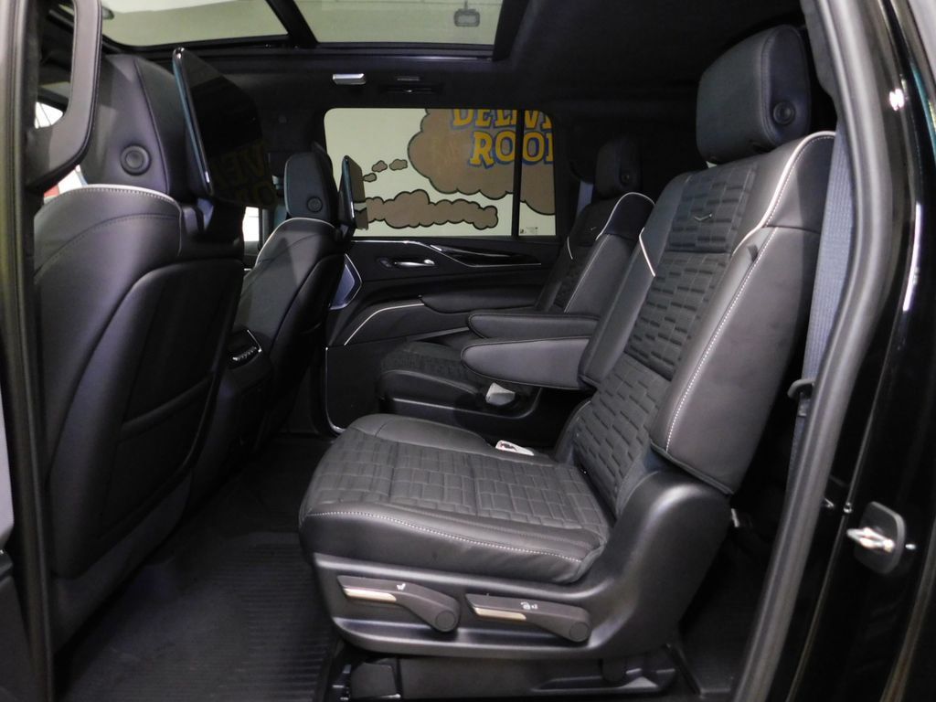 Used 2024 Cadillac Escalade ESV V w/ LPO, Floor Liner Package AWD/4WD image 81
