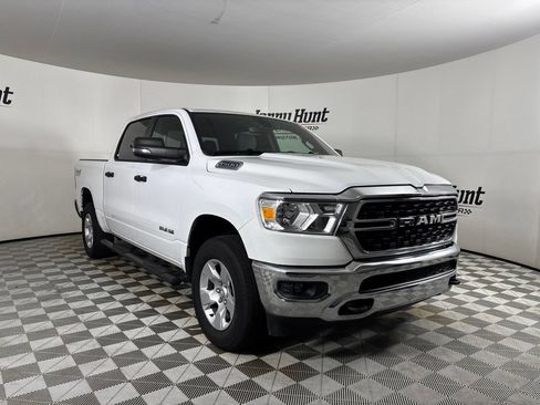 Used 2023 RAM 1500 Big Horn AWD/4WD image 3