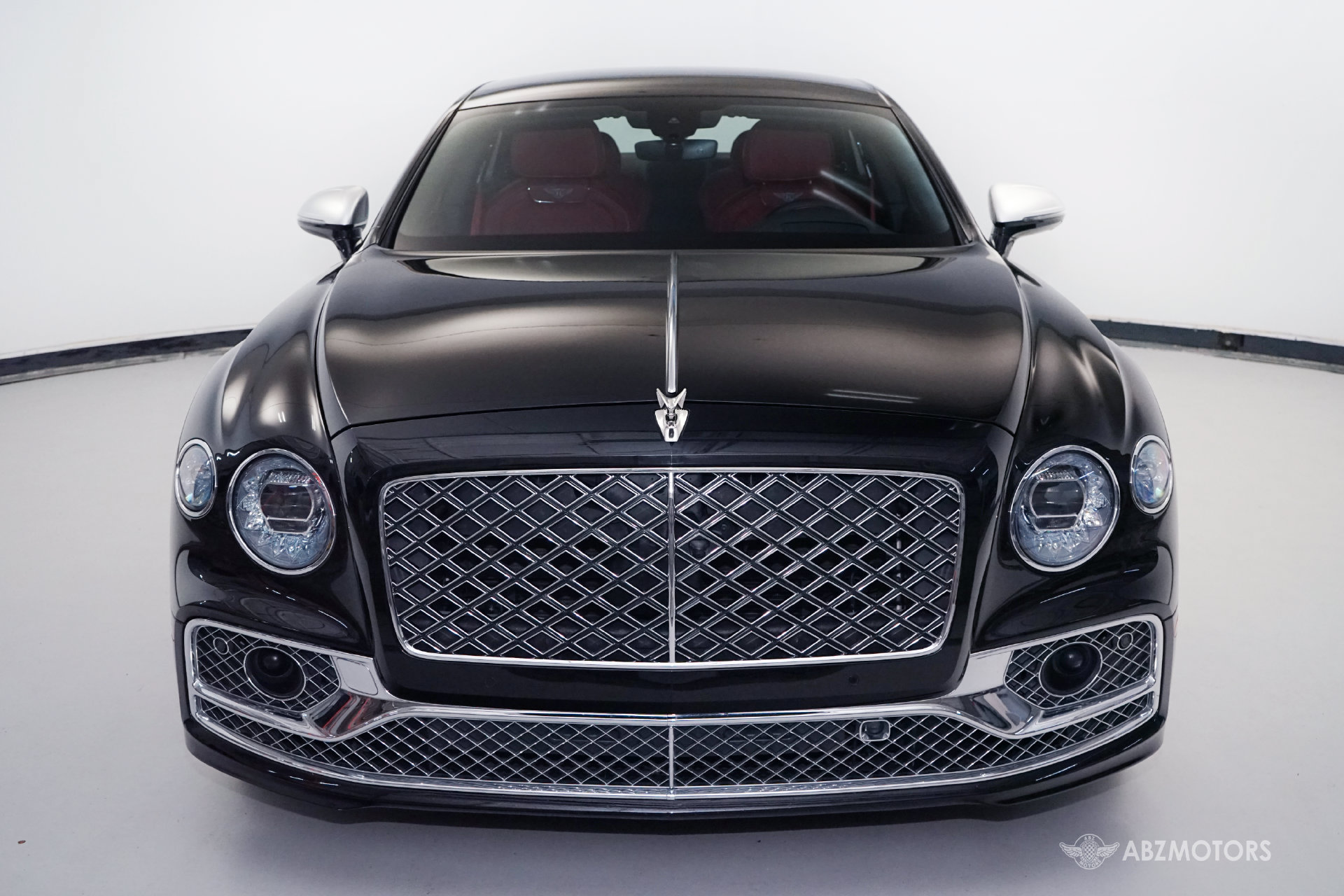 Used 2022 Bentley Flying Spur Plug-In Hybrid AWD/4WD image 3