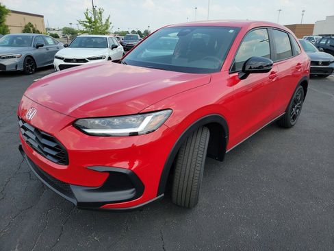 New 2026 Honda HR-V Sport image 3