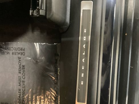 Used 2023 Cadillac Escalade Sport Platinum w/ LPO, Floor Liner Package image 13