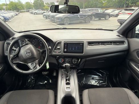 Used 2019 Honda HR-V Sport image 15