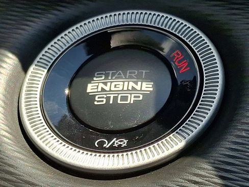 New 2025 Jeep Grand Cherokee L Altitude image 17