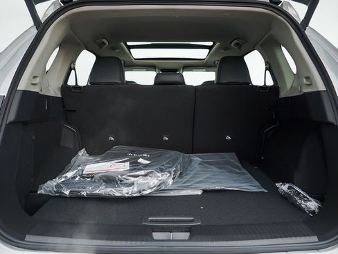 New 2026 Nissan Rogue SV image 8