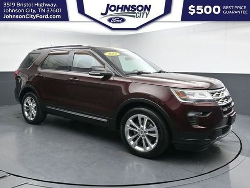 Used 2018 Ford Explorer XLT w/ Equipment Group 201A AWD/4WD image 3