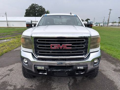 Used 2016 GMC Sierra 2500 SLT w/ Suspension Package, Off-Road AWD/4WD image 17