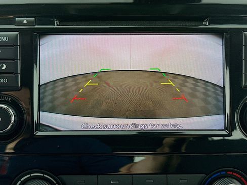 Used 2021 Nissan Rogue Sport S image 21