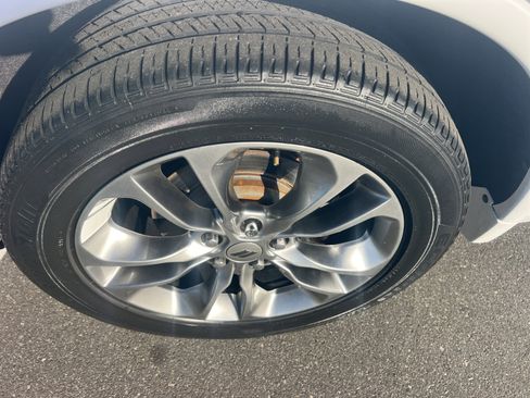 Used 2019 Dodge Durango R/T image 11