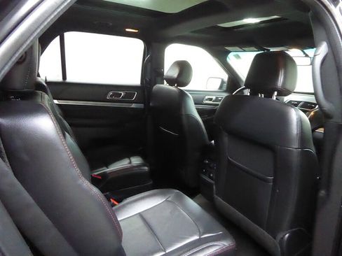 Used 2016 Ford Explorer Sport w/ Equipment Group 401A image 32