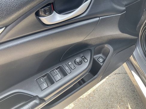 Used 2019 Honda Civic Sport image 10