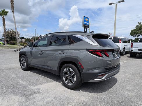 Used 2025 Hyundai Tucson SEL FWD image 5