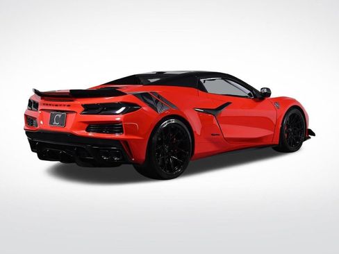 Used 2025 Chevrolet Corvette E-Ray AWD/4WD image 5