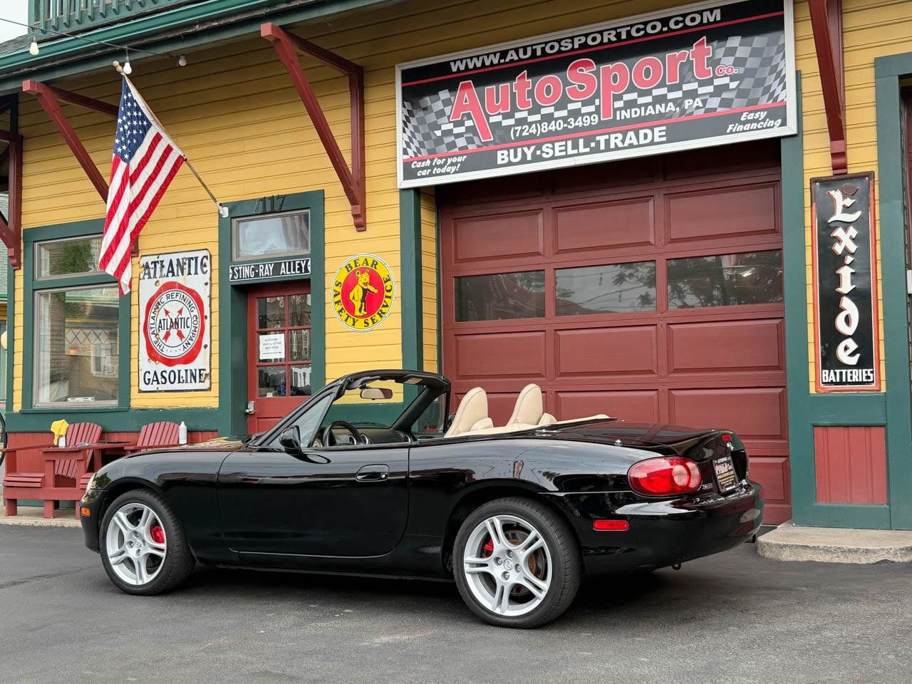 Used 2004 MAZDA MX-5 Miata LS RWD image 15