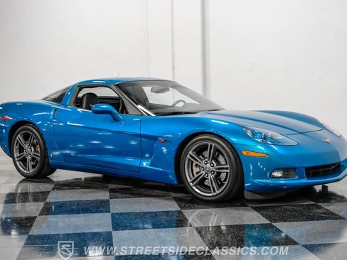 Used 2008 Chevrolet Corvette Coupe w/ Z51 Performance Package image 13