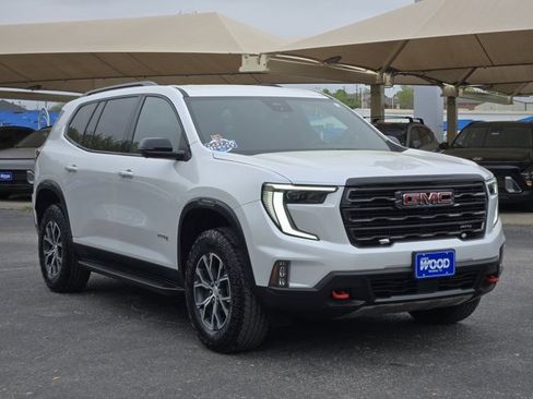 Certified 2025 GMC Acadia AT4 AWD/4WD image 2