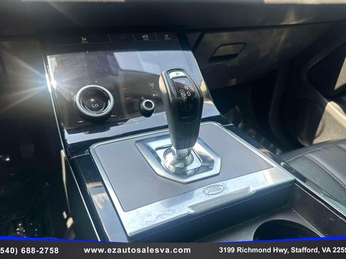 Used 2020 Land Rover Range Rover Evoque SE AWD/4WD image 26