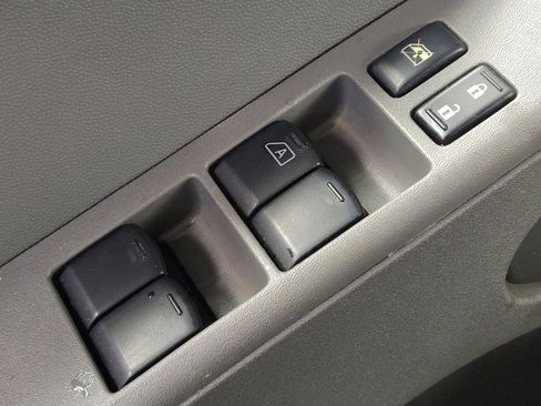 Used 2019 Nissan Frontier SV RWD image 27