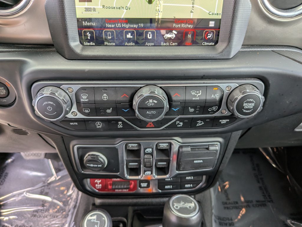Used 2019 Jeep Wrangler Unlimited Rubicon w/ Dual Top Group AWD/4WD image 25