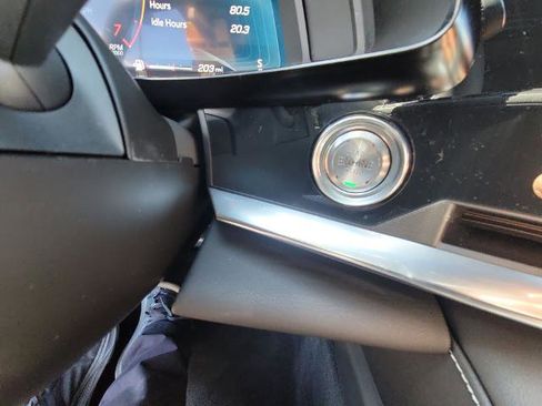 Used 2025 Chevrolet Corvette Stingray Coupe w/ Battery Protection Package image 16