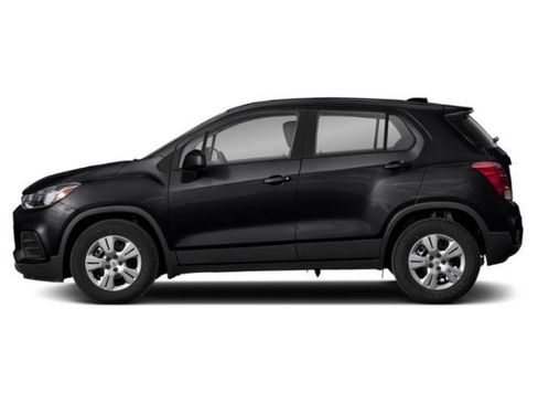 Used 2018 Chevrolet Trax LS w/ LPO, Cargo Package FWD image 3