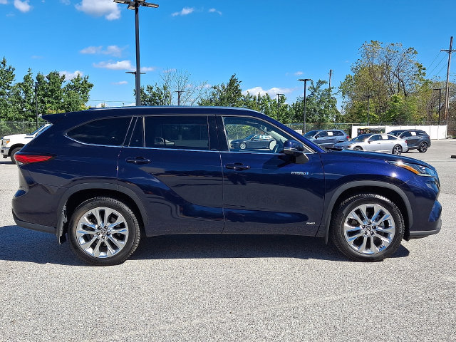 Used 2021 Toyota Highlander Limited AWD/4WD image 7