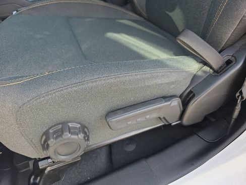 Used 2024 Jeep Wrangler Unlimited Sahara image 19