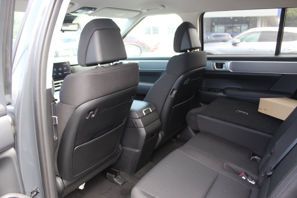 New 2026 Hyundai Santa Fe SE AWD/4WD image 16