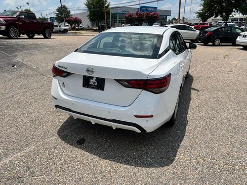 Used 2023 Nissan Sentra S FWD image 27